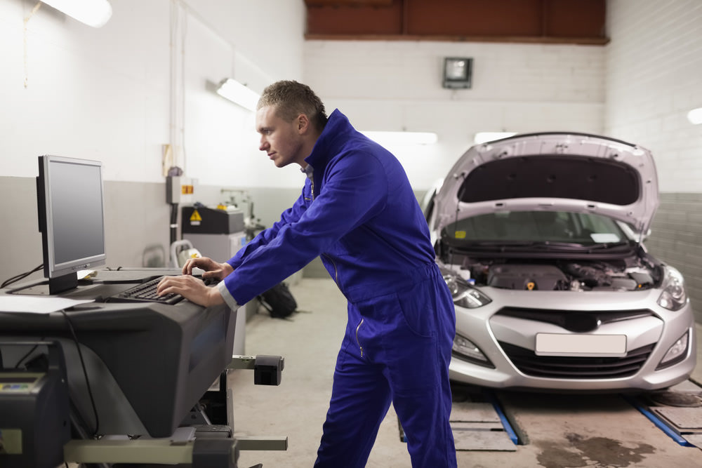 Comparing franchised dealers with independent garages and fastfit centres